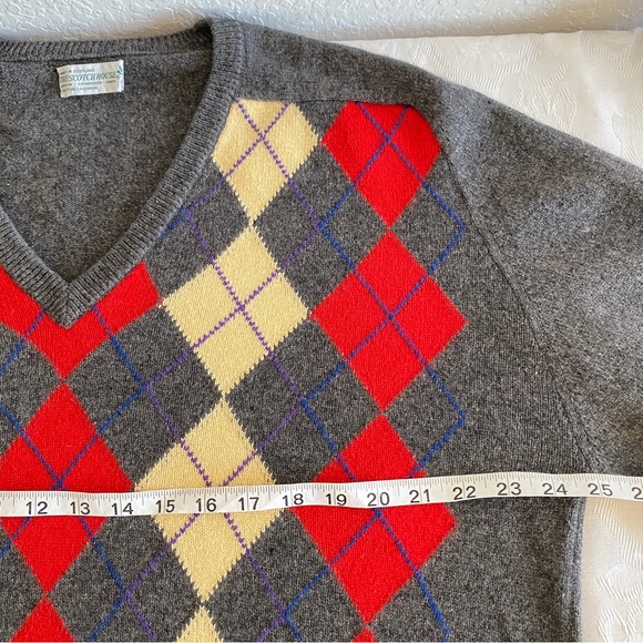Gray Scottish Cashmere sweater - Picture 6 of 8